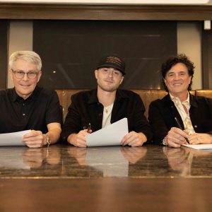 Greylan James Signs with BMLG Records